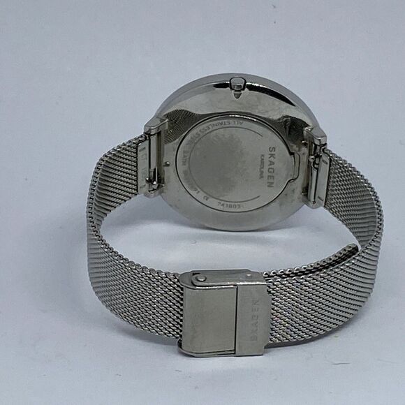 Skagen SKW2691 Women's Silver Stainless Steel Analog Dial Quartz Watch EY887 - Picture 10 of 12